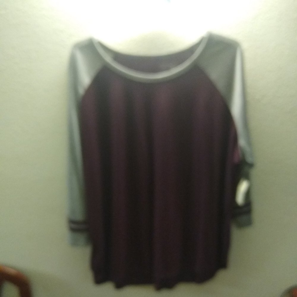 Long Sleeve Raglan T shirt